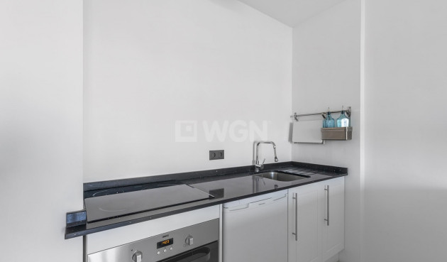 Odsprzedaż - Mieszkanie w bloku - La Mata - Costa Blanca