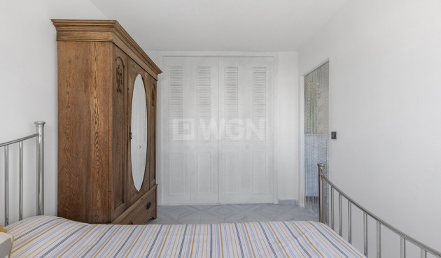 Odsprzedaż - Mieszkanie w bloku - La Mata - Costa Blanca