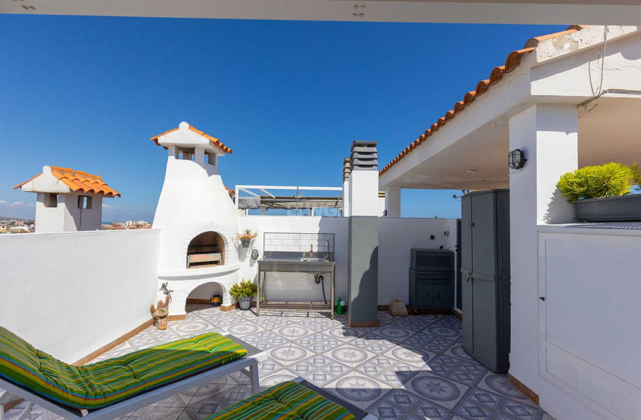 Odsprzedaż - Mieszkanie w bloku - La Mata - Costa Blanca