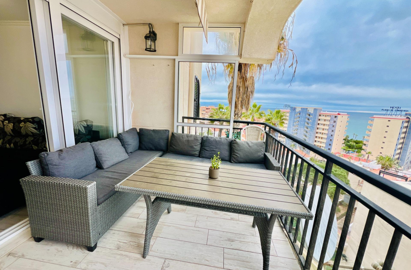 Odsprzedaż - Mieszkanie w bloku - Torrevieja - Miramar - Torre Del Moro