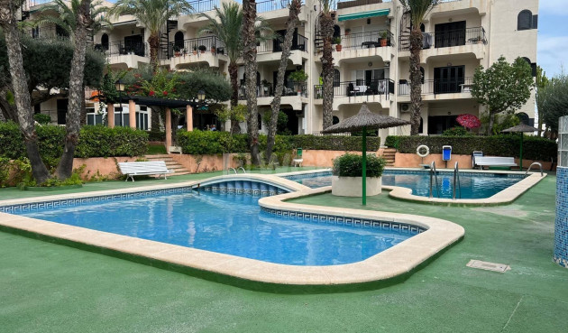 Odsprzedaż - Mieszkanie w bloku - Torrevieja - Miramar - Torre Del Moro