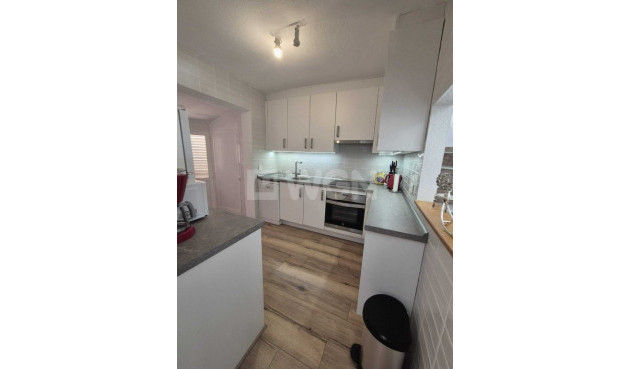 Odsprzedaż - Kamienica - La Rosaleda - Inland