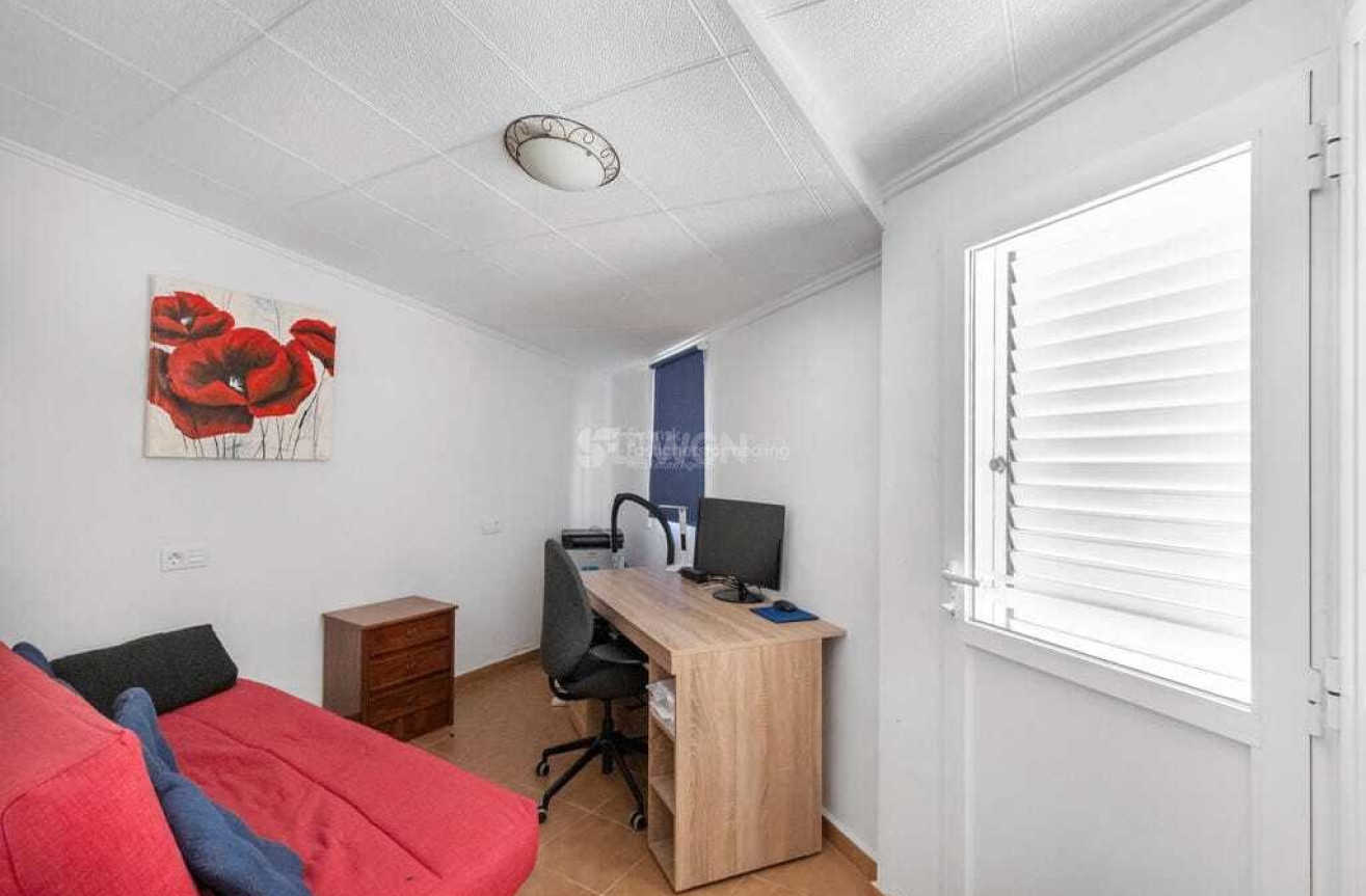 Odsprzedaż - Kamienica - La Rosaleda - Inland