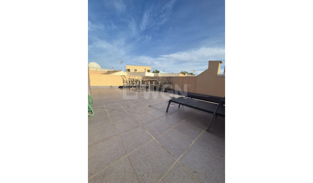 Odsprzedaż - Kamienica - La Rosaleda - Inland