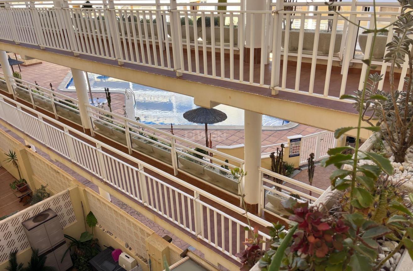 Resale - Apartment / flat - Orihuela Costa - Campoamor