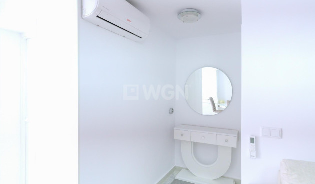 Odsprzedaż - Kamienica - Torrevieja - Punta Prima