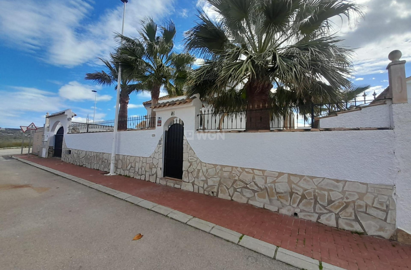 Odsprzedaż - Villa - Mazarron - Camposol