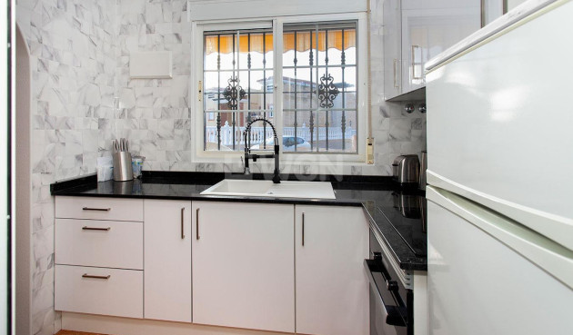 Odsprzedaż - Kamienica - Orihuela Costa - Las Filipinas