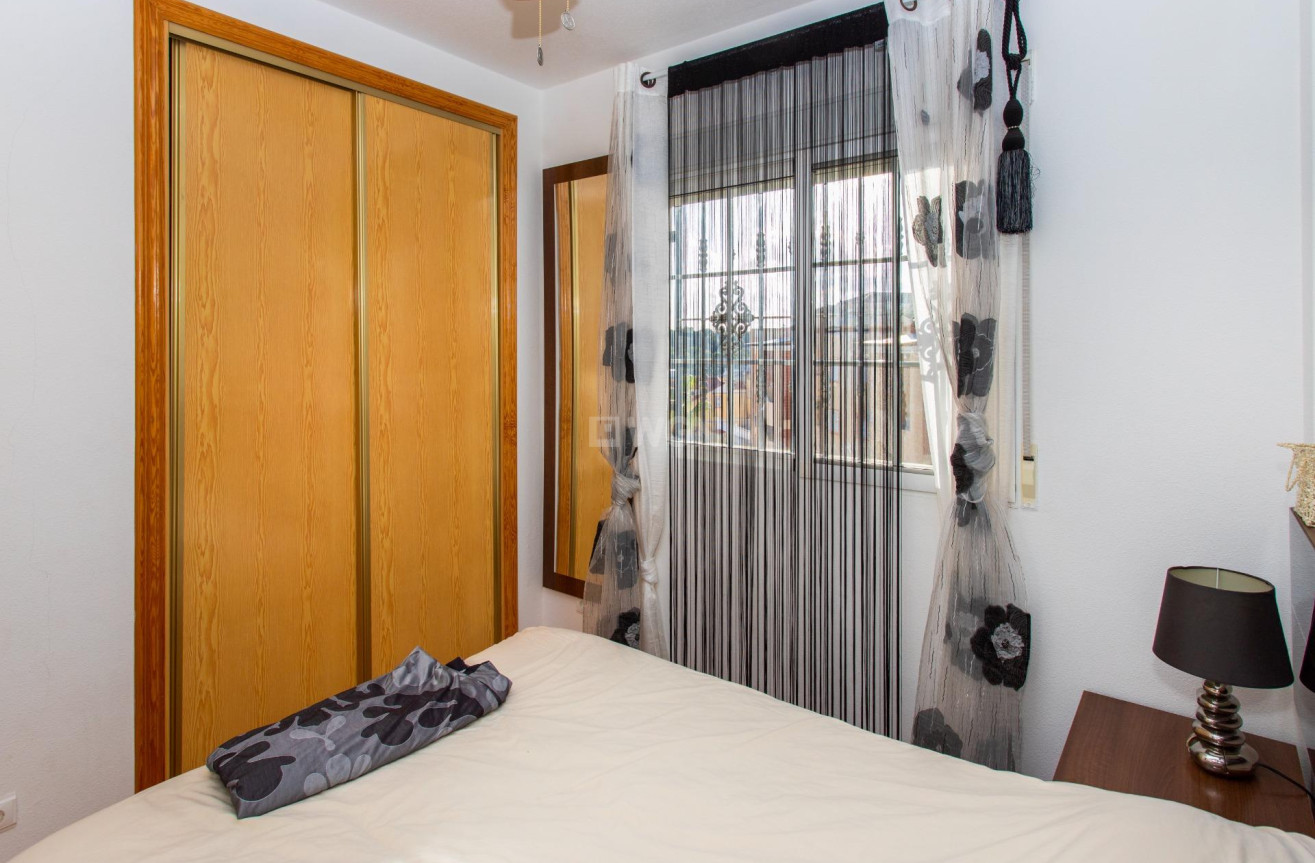 Odsprzedaż - Kamienica - Orihuela Costa - Las Filipinas