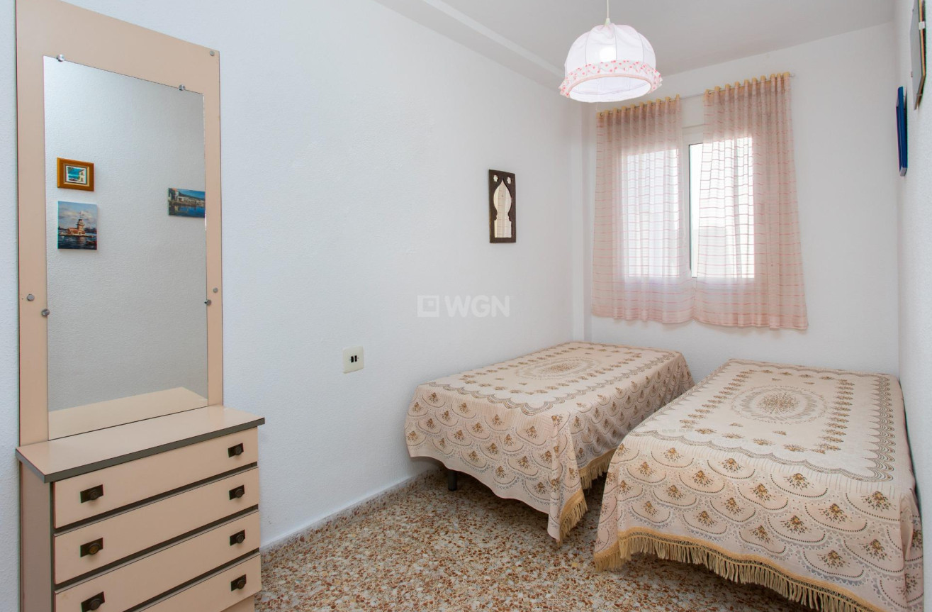 Odsprzedaż - Daszek - Torrevieja - Playa del Cura