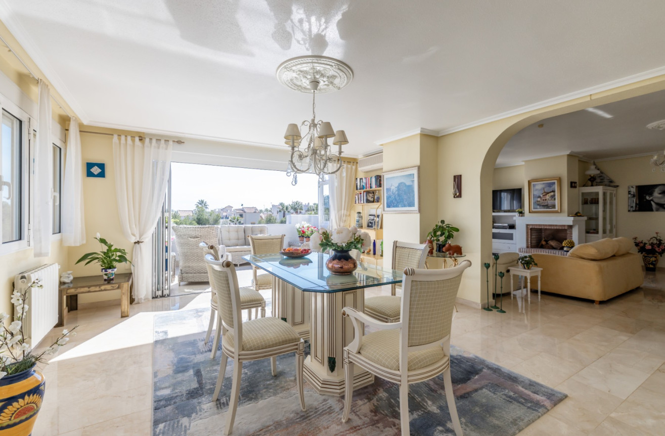 Odsprzedaż - Mieszkanie w bloku - Orihuela Costa - Costa Blanca