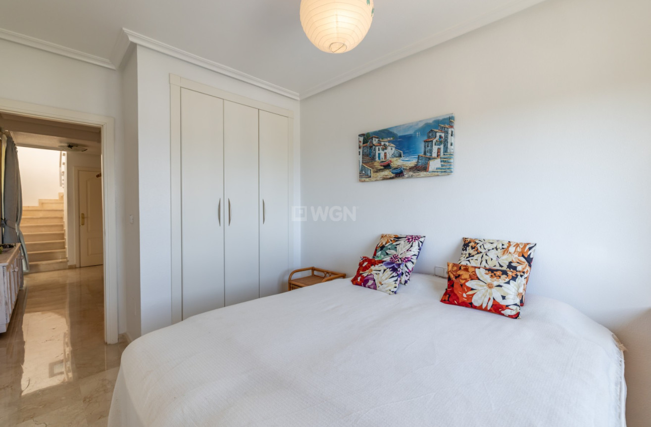 Odsprzedaż - Mieszkanie w bloku - Orihuela Costa - Costa Blanca