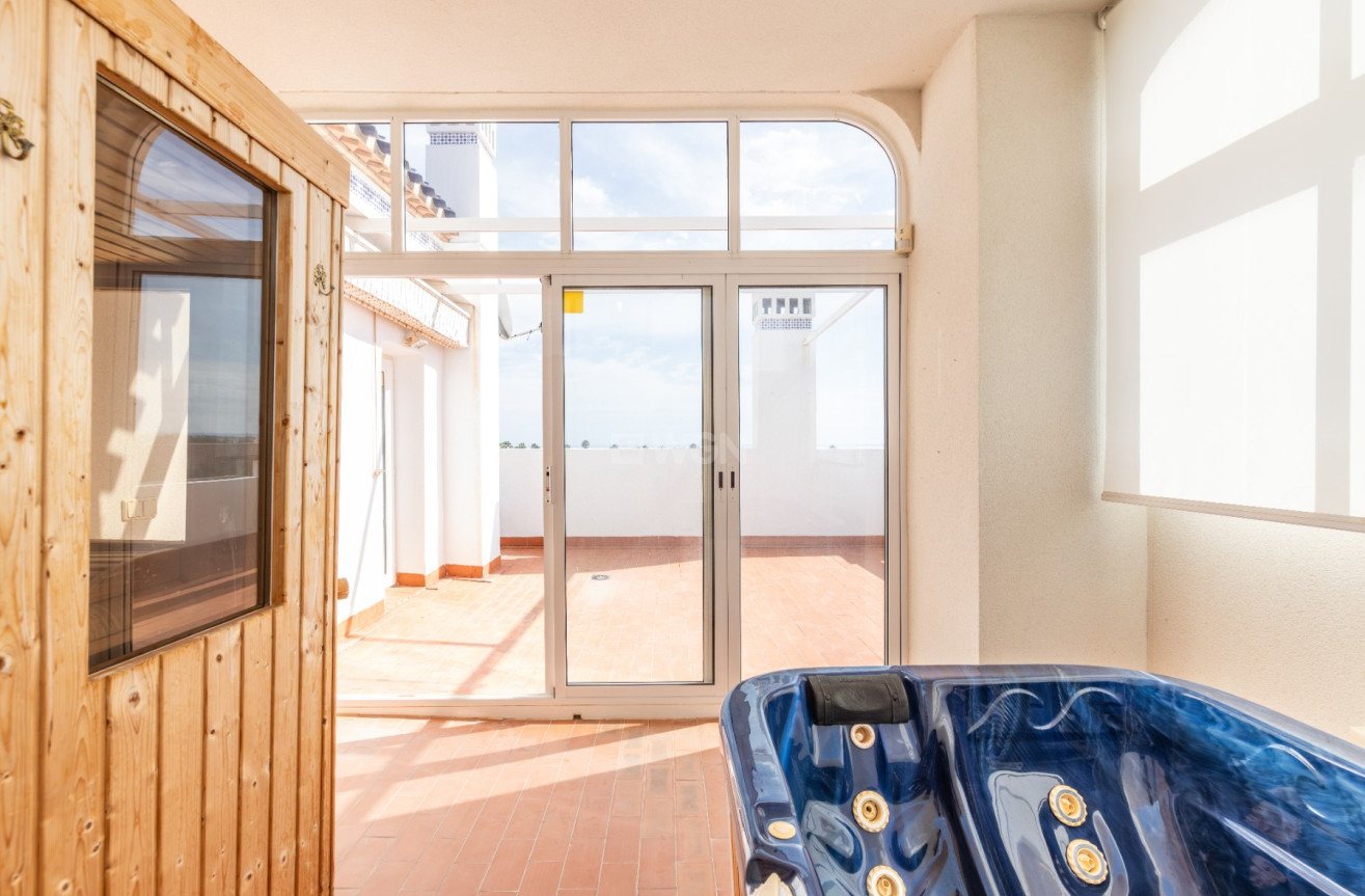 Odsprzedaż - Mieszkanie w bloku - Orihuela Costa - Costa Blanca