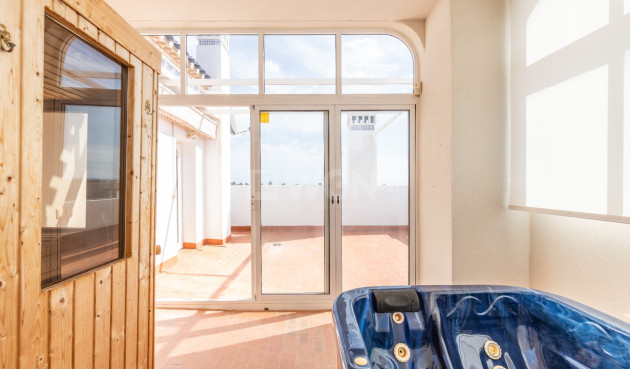 Odsprzedaż - Mieszkanie w bloku - Orihuela Costa - Costa Blanca