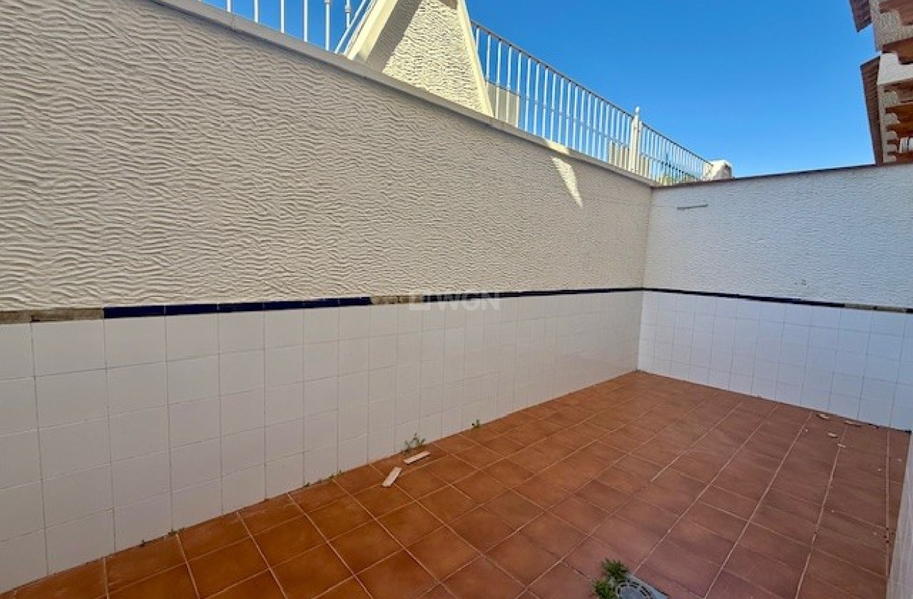 Odsprzedaż - Kamienica - San Miguel de Salinas - Inland