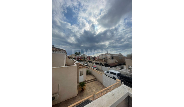 Odsprzedaż - Villa - Torrevieja - aguas nuevas