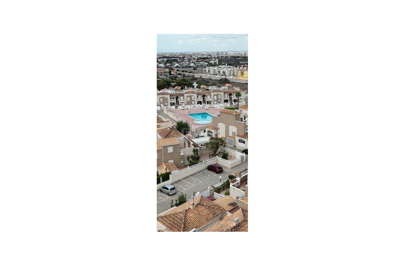 Odsprzedaż - Villa - Torrevieja - aguas nuevas
