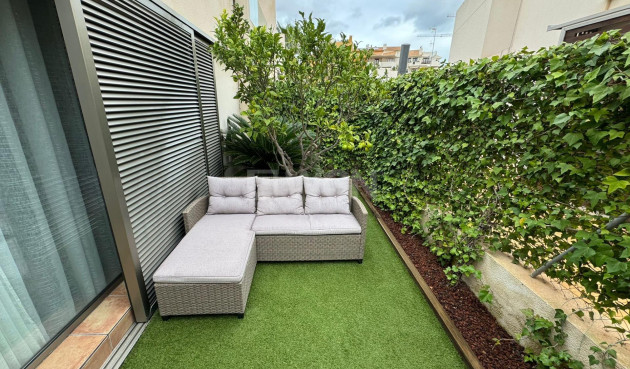 Odsprzedaż - Kamienica - Torrevieja - Punta Prima