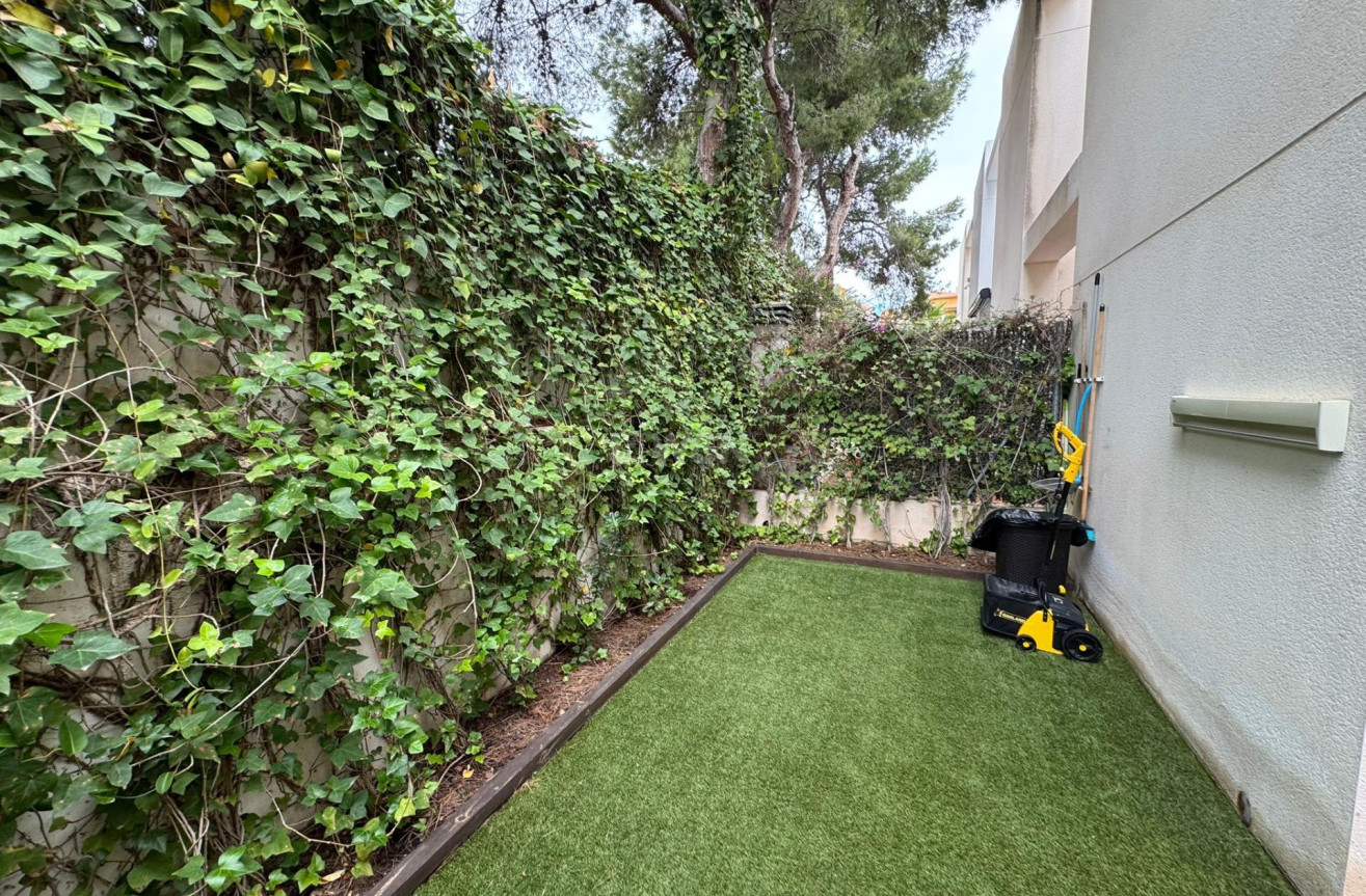 Odsprzedaż - Kamienica - Torrevieja - Punta Prima