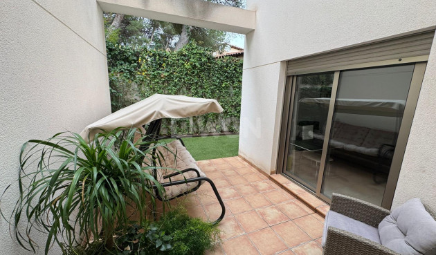 Odsprzedaż - Kamienica - Torrevieja - Punta Prima