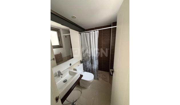 Odsprzedaż - Kamienica - Torrevieja - Punta Prima