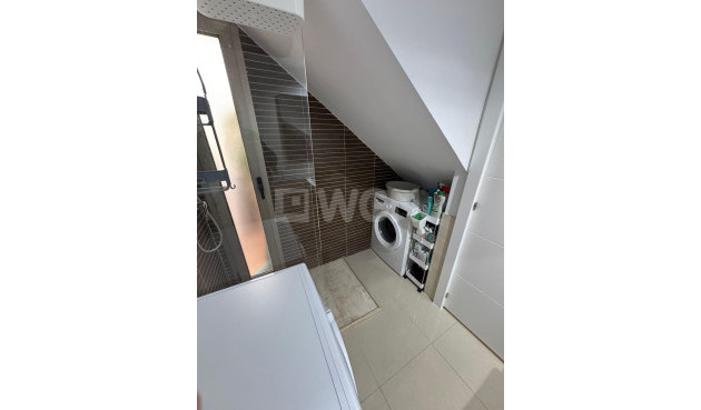 Odsprzedaż - Kamienica - Torrevieja - Punta Prima