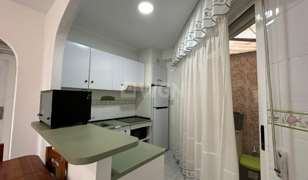 Odsprzedaż - Bungalow - Orihuela Costa - Los Almendros-la Florida