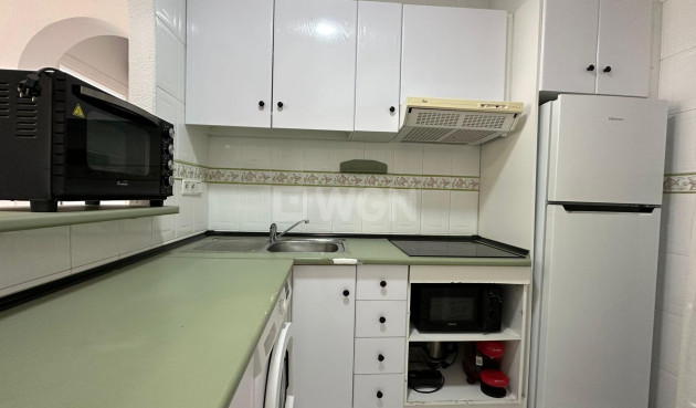 Odsprzedaż - Bungalow - Orihuela Costa - Los Almendros-la Florida