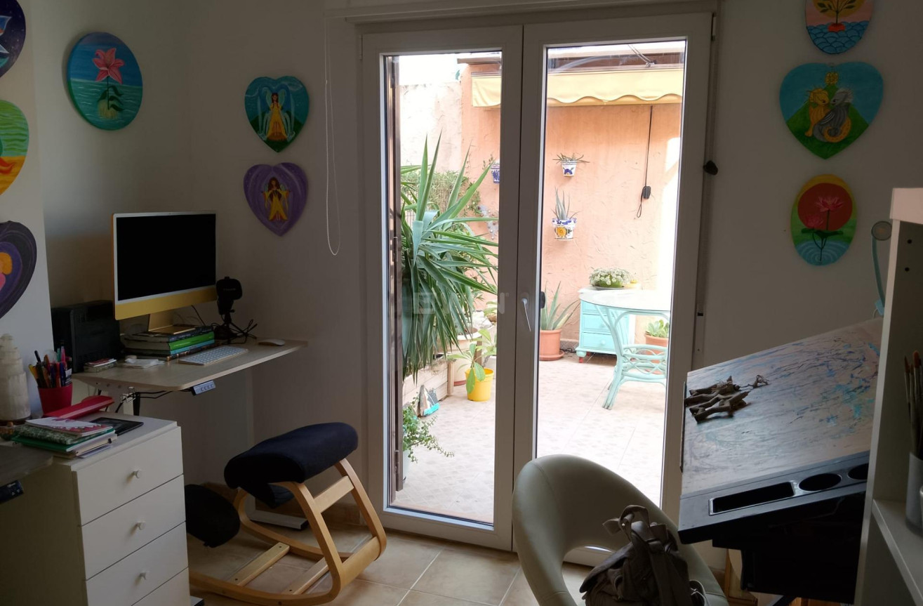 Odsprzedaż - Mieszkanie w bloku - Cartagena - Isla Plana