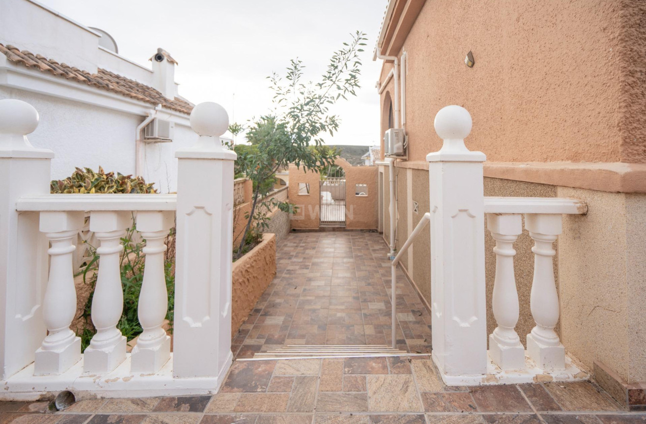 Odsprzedaż - Villa - Mazarron - Camposol