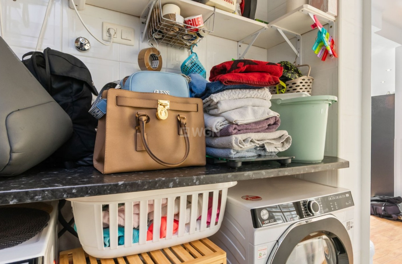 Odsprzedaż - Kamienica - Orihuela Costa - Costa Blanca