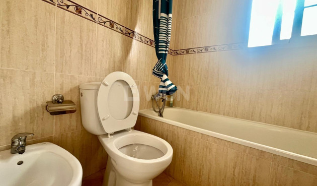 Odsprzedaż - Bungalow - San Fulgencio - La Marina