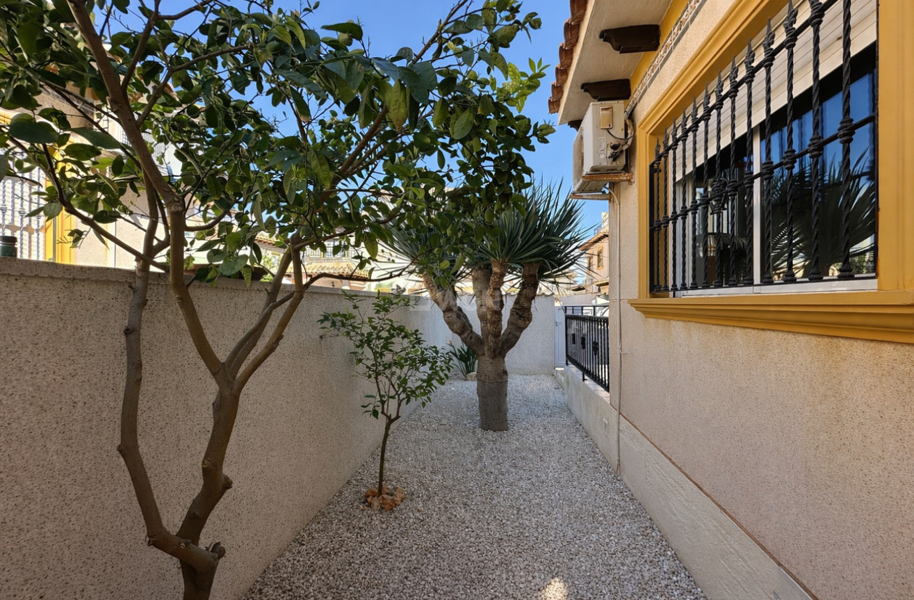 Odsprzedaż - Villa - Orihuela Costa - Villa's San Jose IV