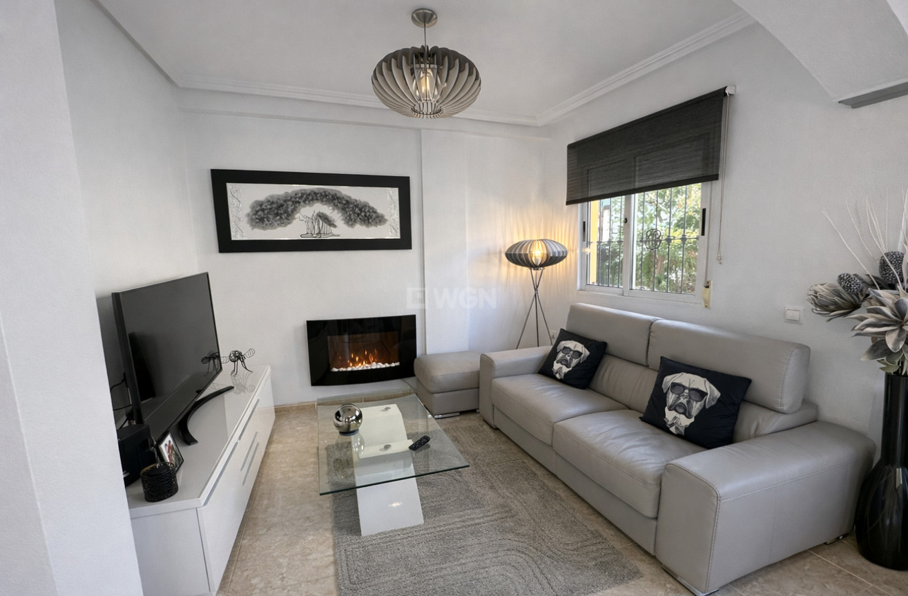 Odsprzedaż - Villa - Orihuela Costa - Villa's San Jose IV