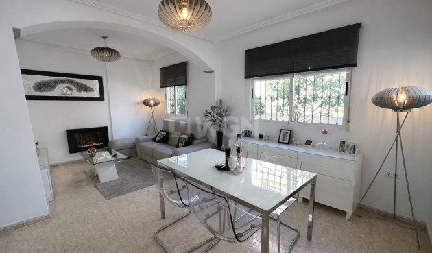 Odsprzedaż - Villa - Orihuela Costa - Villa's San Jose IV