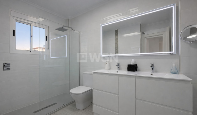 Odsprzedaż - Villa - Orihuela Costa - Villa's San Jose IV