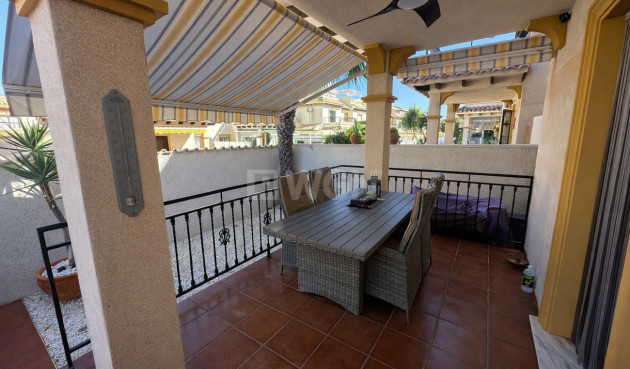 Odsprzedaż - Villa - Orihuela Costa - Villa's San Jose IV