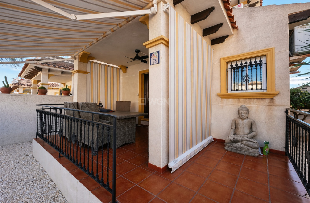 Odsprzedaż - Villa - Orihuela Costa - Villa's San Jose IV