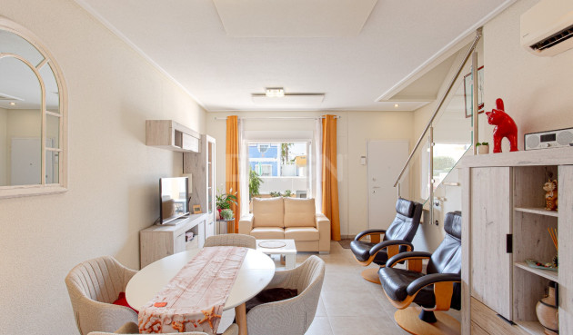 Odsprzedaż - Villa - Orihuela Costa - Costa Blanca