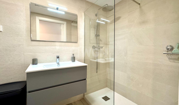 Odsprzedaż - Mieszkanie w bloku - Los Alcázares - Dolores de Pacheco-Santa Rosalía