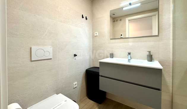 Odsprzedaż - Mieszkanie w bloku - Los Alcázares - Dolores de Pacheco-Santa Rosalía