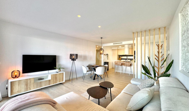 Odsprzedaż - Mieszkanie w bloku - Los Alcázares - Dolores de Pacheco-Santa Rosalía