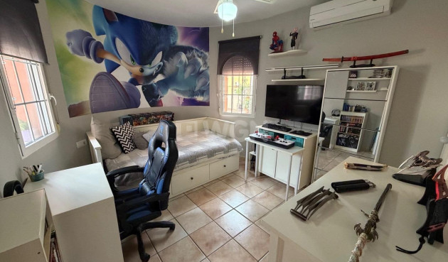 Odsprzedaż - Villa - Orihuela Costa - Playa Flamenca