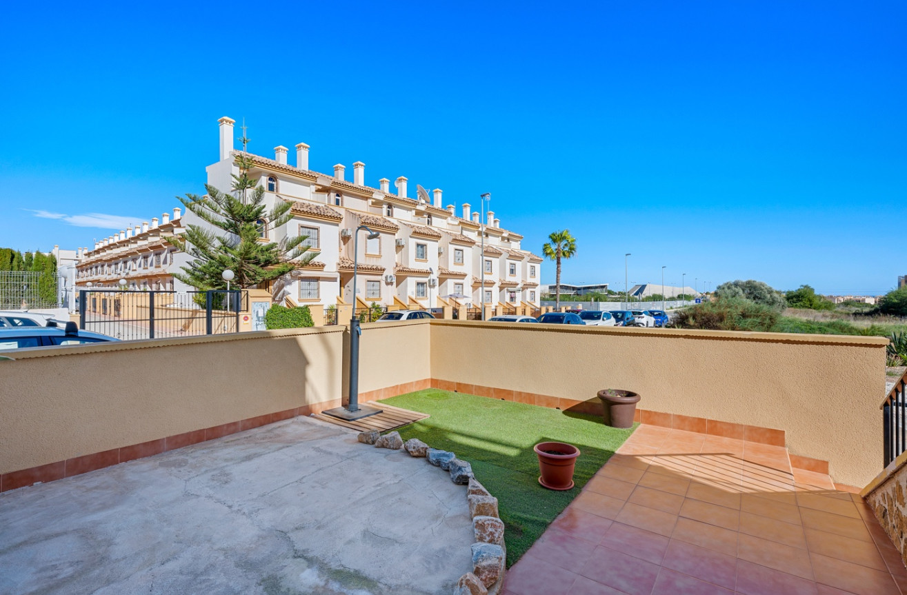 Odsprzedaż - Villa - Orihuela Costa - Costa Blanca