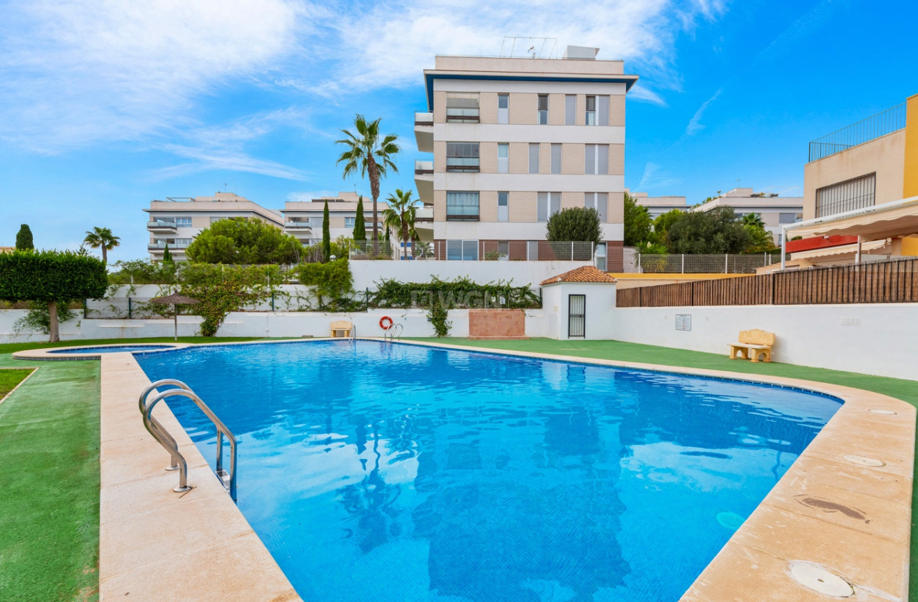 Odsprzedaż - Villa - Orihuela Costa - Costa Blanca