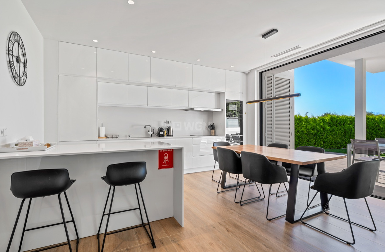 Odsprzedaż - Mieszkanie w bloku - Las Colinas Golf - Costa Blanca