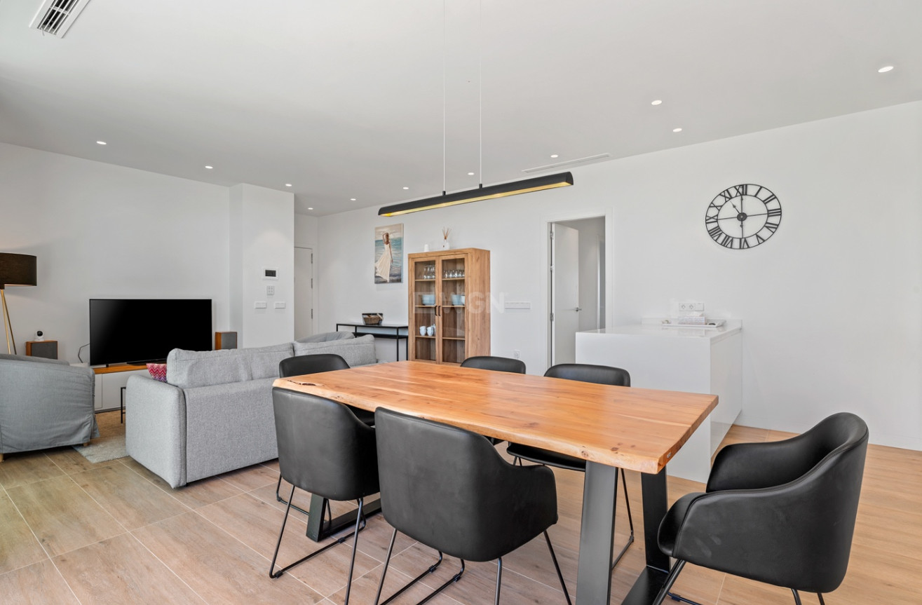 Odsprzedaż - Mieszkanie w bloku - Las Colinas Golf - Costa Blanca