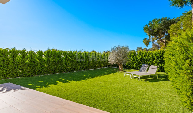 Odsprzedaż - Mieszkanie w bloku - Las Colinas Golf - Costa Blanca