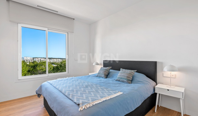 Odsprzedaż - Mieszkanie w bloku - Las Colinas Golf - Costa Blanca