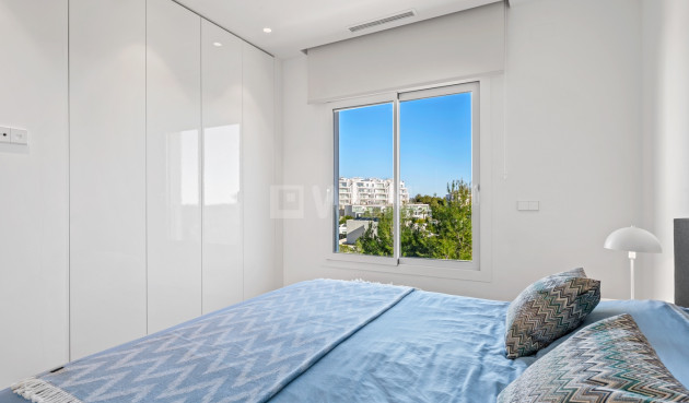 Odsprzedaż - Mieszkanie w bloku - Las Colinas Golf - Costa Blanca